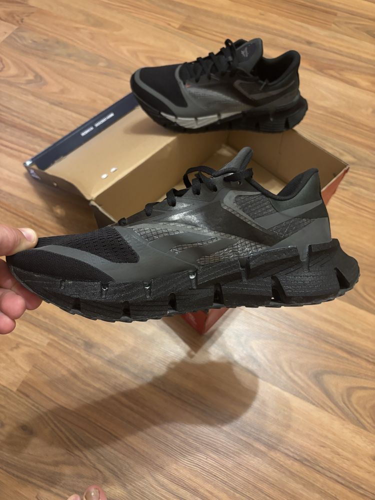 Мъжки маратонки Reebok N44
