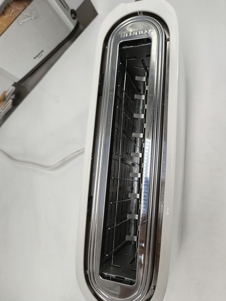 Тостер TAURUS MY TOAST 1000w използван