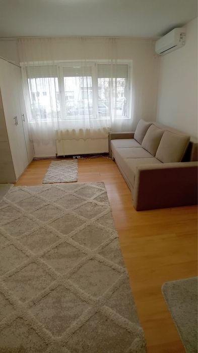 Vand apartament conplect mobilat
