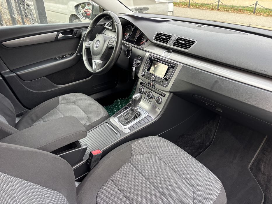 Passat 2.0TDI 140 cp DSG bixenon 2012 navigatie