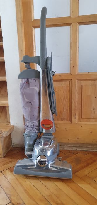 Aspirator  profesional cu sac Kirby Sentria