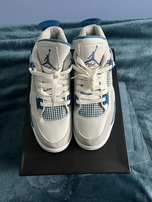 Jordan 4 Military Blue