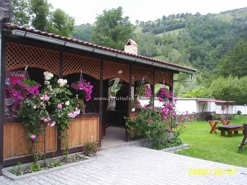 Vila Silvana Moieciu - ciubar  cu hidromasaj