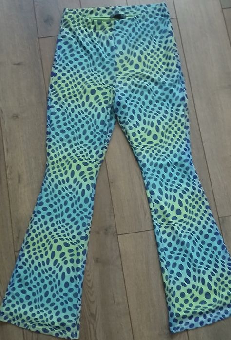 Pantaloni evazati pt dama M