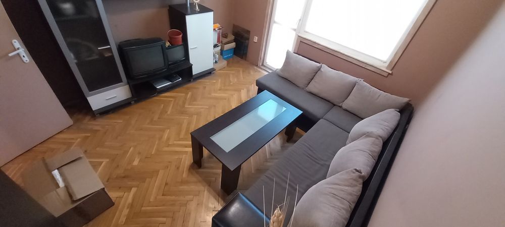 БЕЗ КОМИСИОН 100кв.м. 4-стаен апартамент център гр.Варна