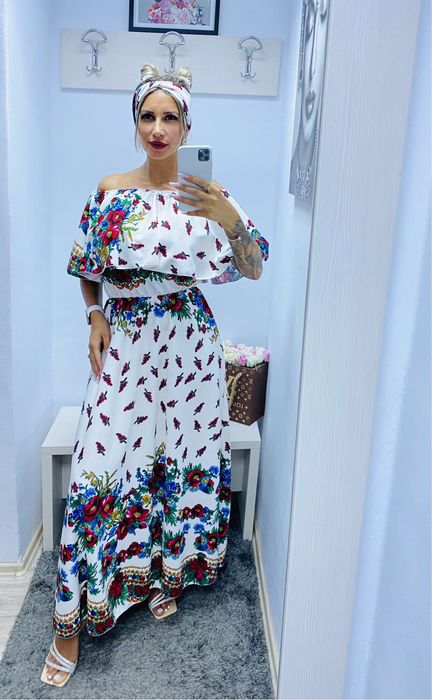 Rochii tradiționale lungi