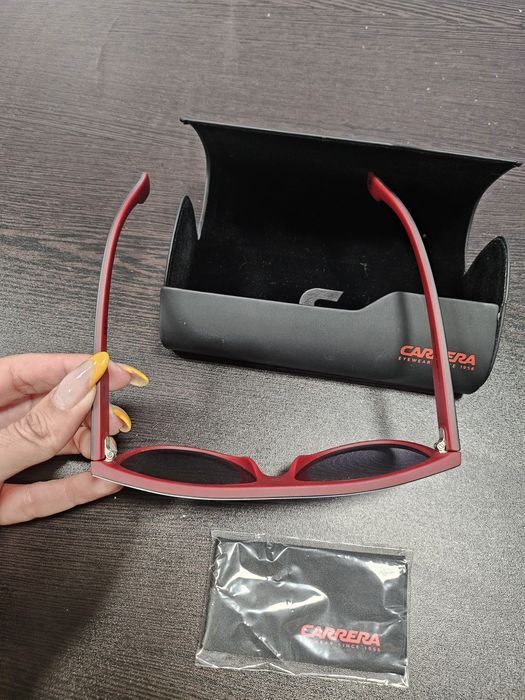 Слънчеви очила Carrera