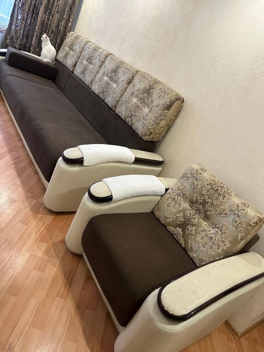 Продам диван с кресло