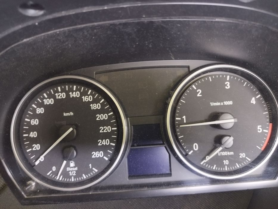 Километраж BMW E90