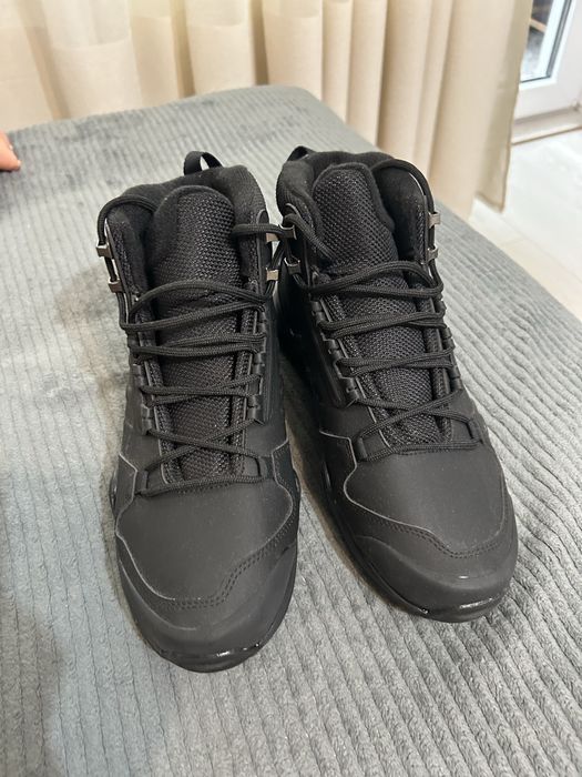 Ghete Adidas Terrex de vanzare