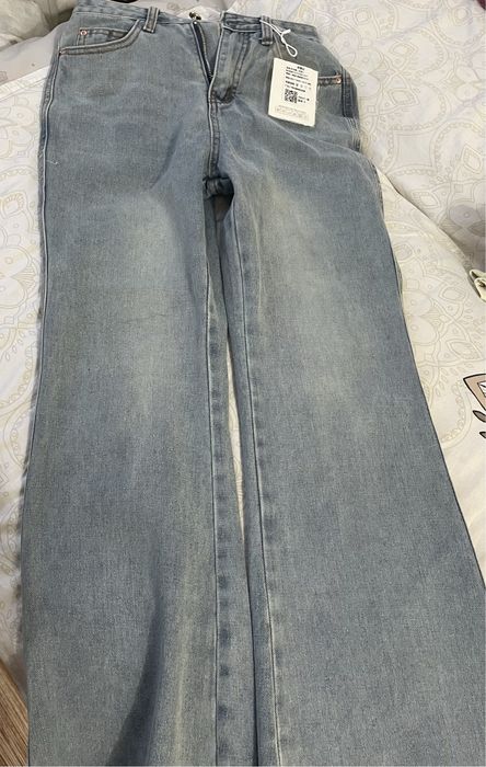 Продам джинсы