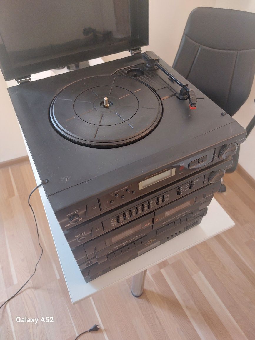 Universum vtc cd 1075