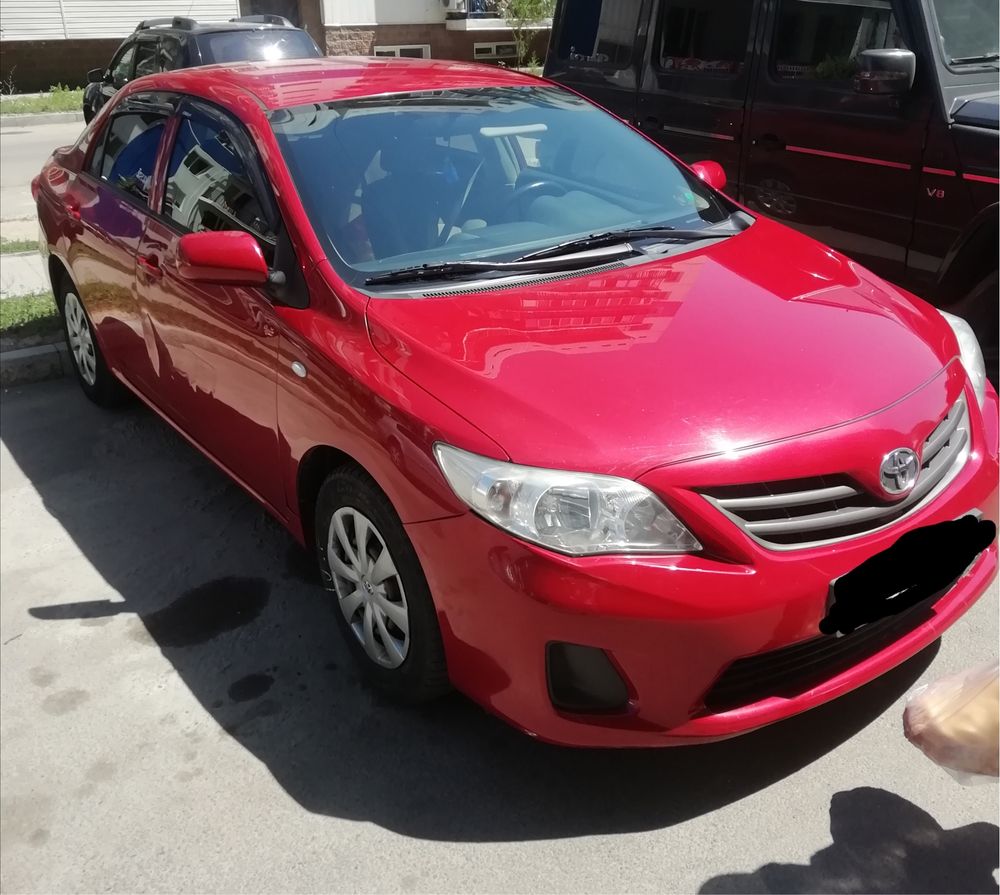 Продам  toyota corolla 2012