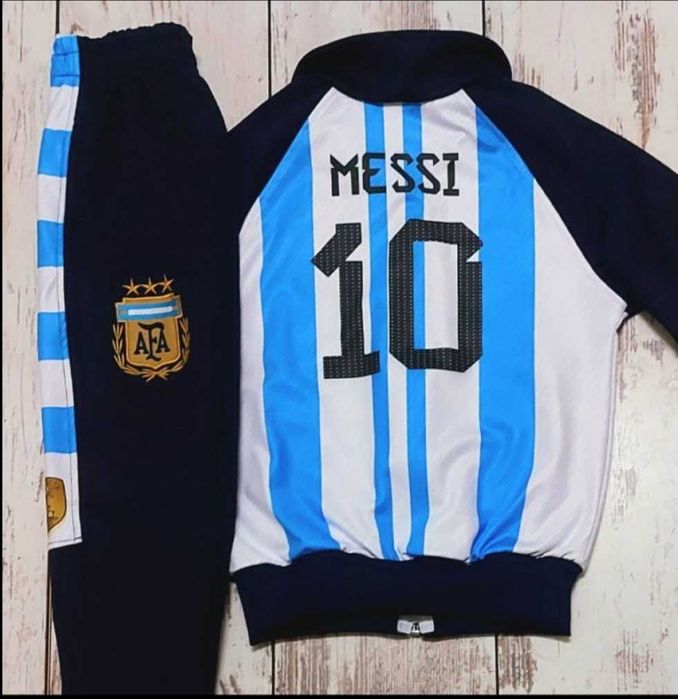 Спортен анцуг роналдоМанчестър футбол есен 2023г модел  CR7