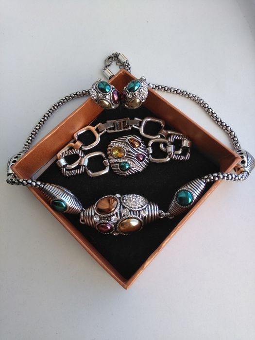 Серьги колье .Браслет.Кольцо.Брошь.Ювелирные изделия.Раритет.