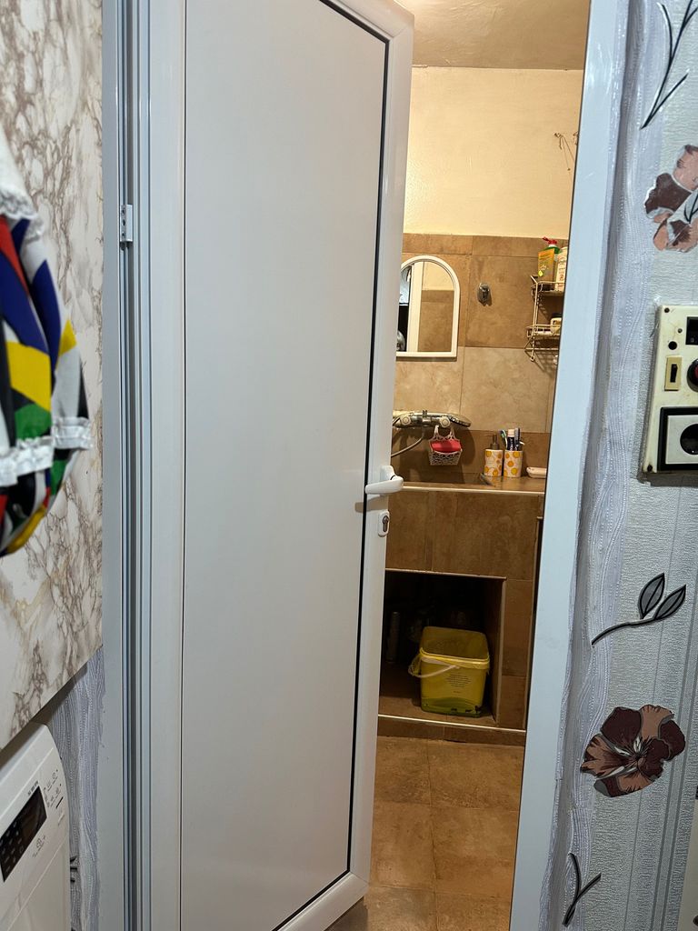 Продава се Двустаен апартамент в Стара Загора, Зора - 42 кв.м за 413 €/кв.м - Снимка #3