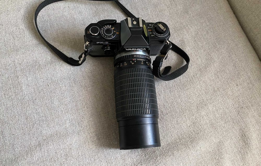 Aparat foto SLR Yashica FX-D + obiectiv Osawa MC 80-205mm f4.5 vintage
