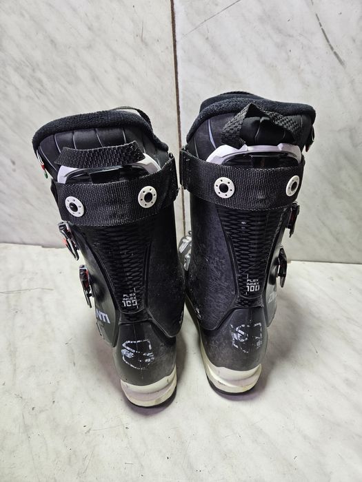 Clapari ski schi  Dalbello  mondo  26,5  corespunde mărimii 40-41