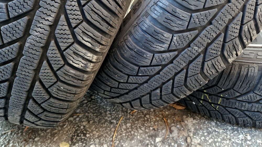 VW 15 5х100 лети джанти Фолксваген Шкода Сеат. 185/65/15 зимни. 5x100