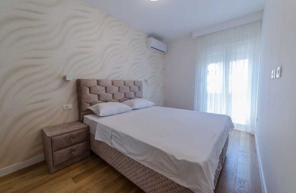 Дава се под наем Тристаен апартамент в Пловдив, Южен - 86 кв.м за 280.5 € - Снимка #3