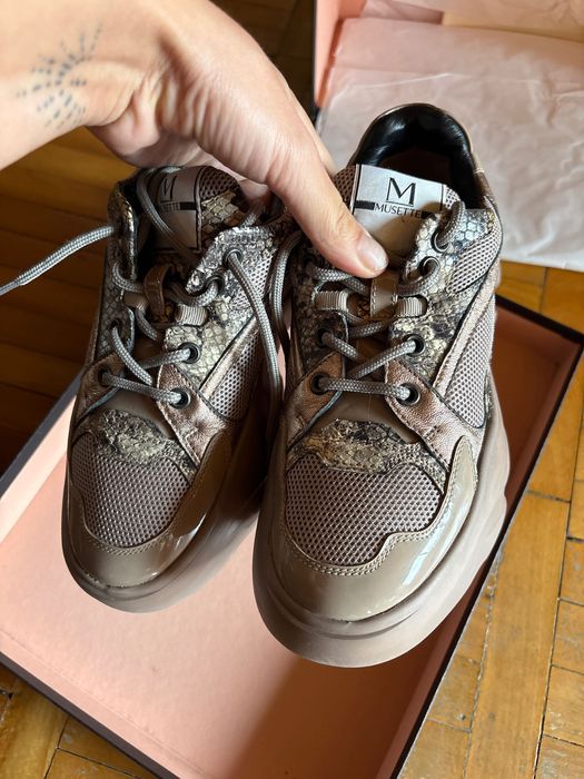 Adidasi Musette 36 impecabili