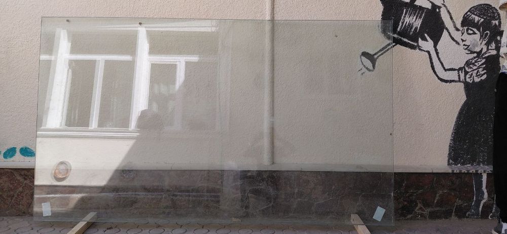 Стекло размер 2 × 1,5 толщина 10мм