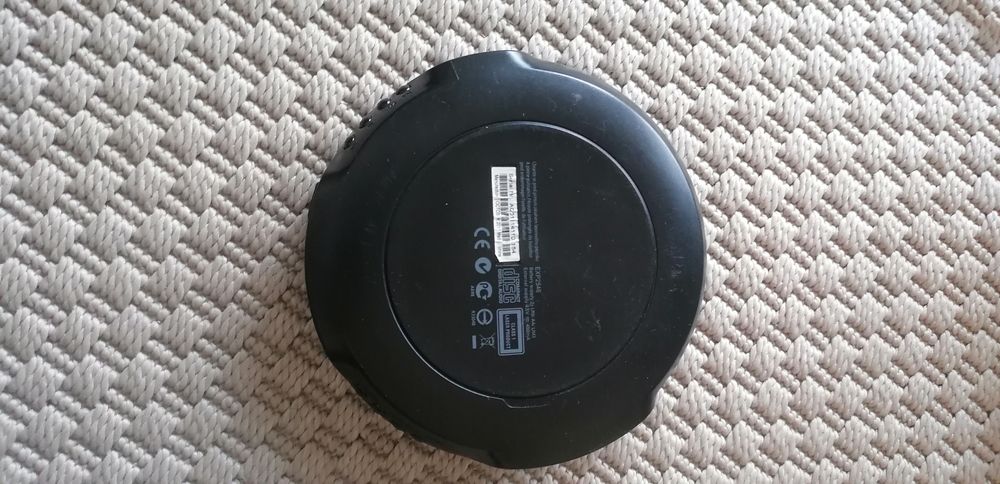 Vând CD player portabil Philips