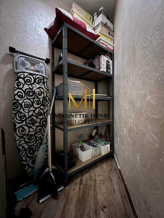 Луксозен двустаен апартамент с паркомясто в ж.к. Лазур