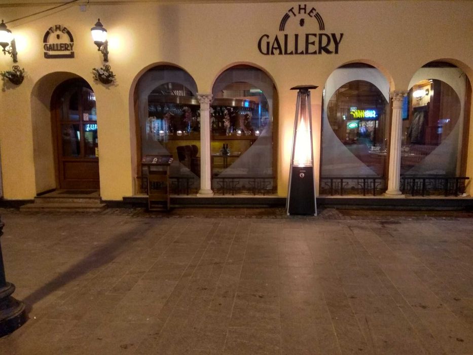 Inchiriem 300 mp spatiu comercial/alimentatie publica pe N.Balcescu