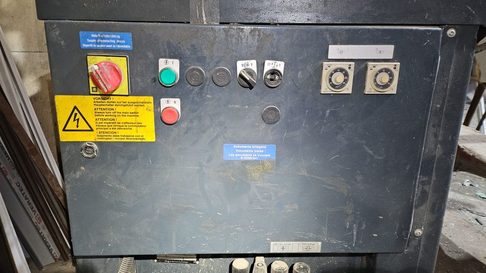 Reparații utilaje de lipit termopan – Automatizări electrice