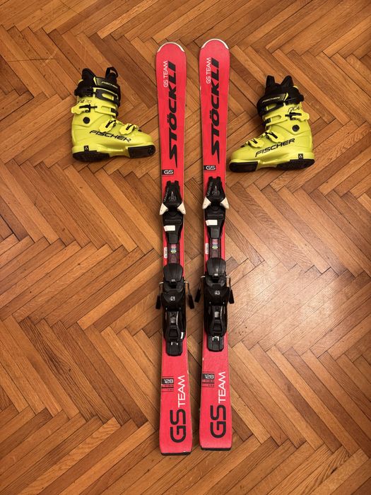 Ski Stockli 128 cm + clapari Fischer RC4 Podium 70 24.5