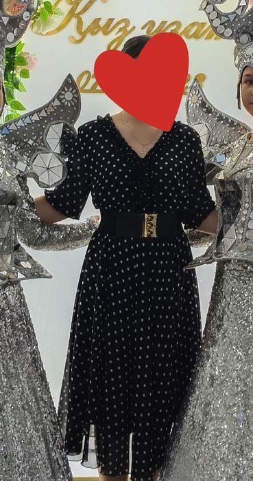 Продам платье в горошек