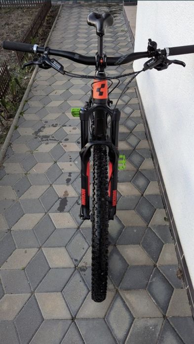 Bicicleta MTB Cube Carbon 29