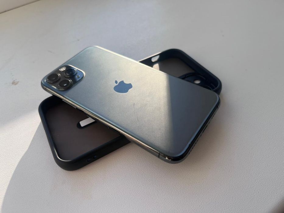 Продам Iphone 11 pro 64gb