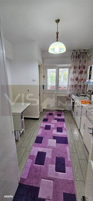 Apartament 5 camere - Zona -Centru Etaj 1