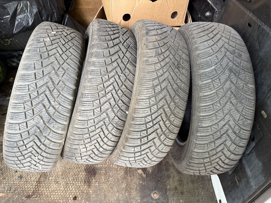 Anvelope iarna noi m+s Hankook 195 65 15 r15 cauciucuri 8 bucăți