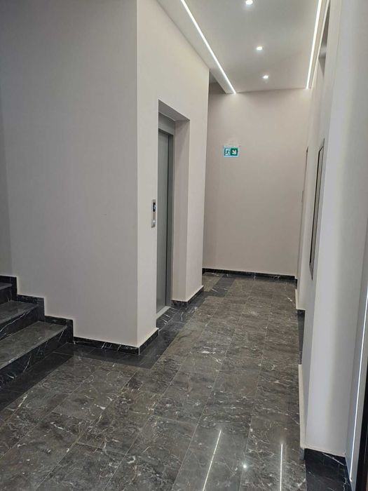 Дава се под наем Тристаен апартамент в Пловдив, Център - 90 кв.м за 765 € - Снимка #14