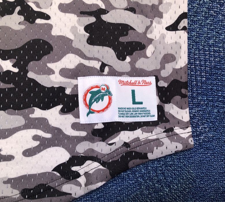 Mitchell & Ness NFL Miami Dolphins #13 Dan Marino Camo Jersey - L