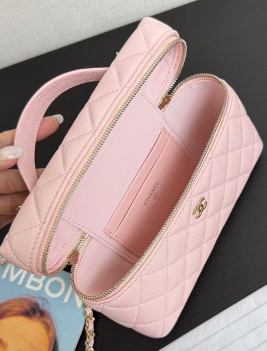 Geanta Vanity Chanel