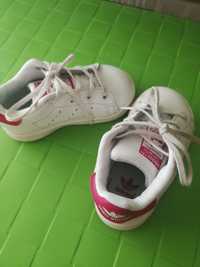 Детски маратонки за момиче-Adidas!