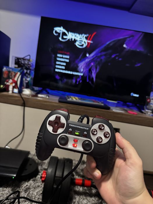 Playstation 3 super slim cu 2 controllere si 6 jocuri