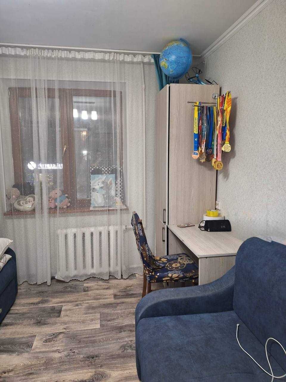 Продам 2 комнатную квартиру в центре