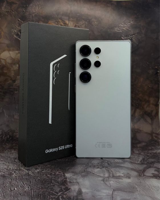 Samsung S25 Ultra 512gb в новом состоянии ,на гарантии