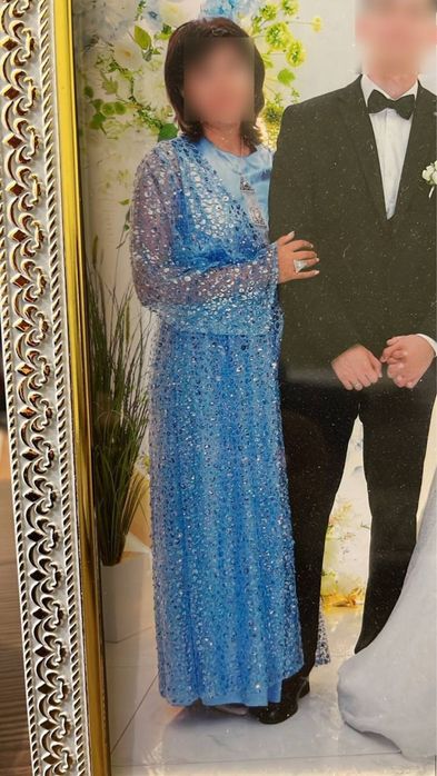 Продаётся эксклюзивное вечернее платье ручной работы