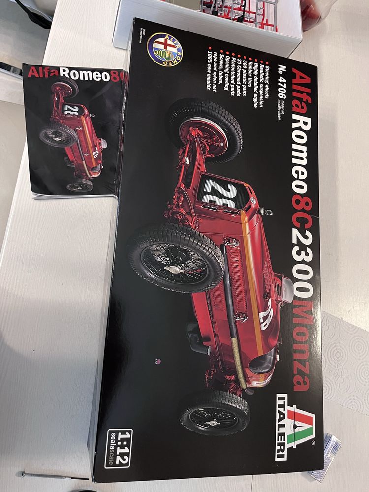 Сглобяем макет Alfa Romeo 8C 2300 Monza 1:12