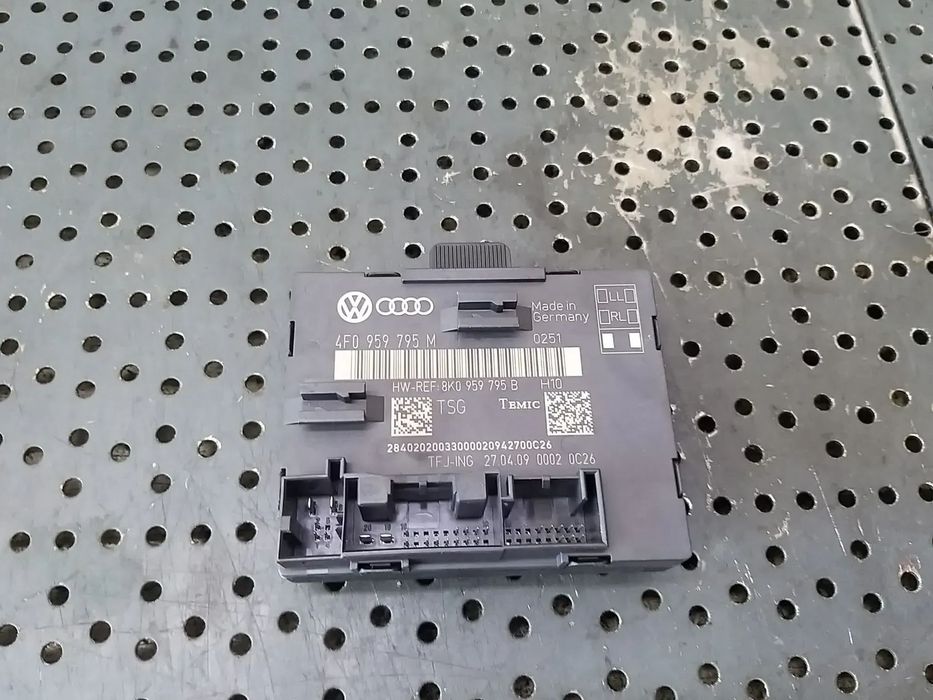 Modul calculator usa stanga spate audi q7 4l 4f0959795m 8k0959795b