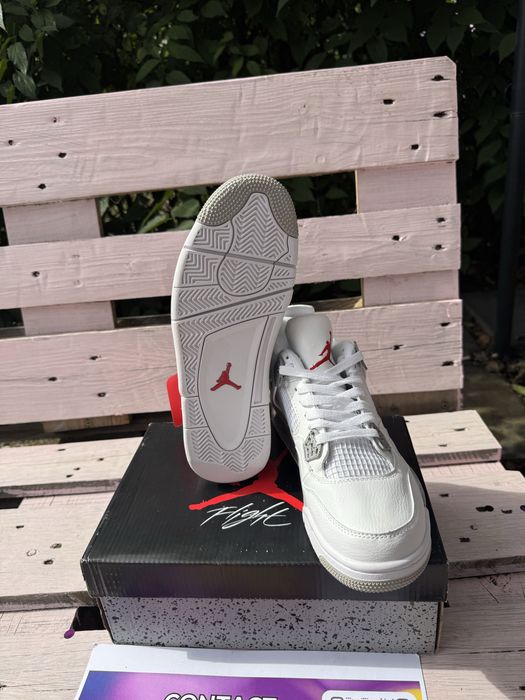 Jordan 4 White Oreo (Marimi: 42,45)