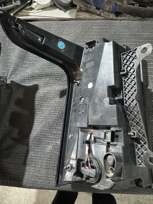 Stopuri Range Rover Vogue L405 2013–2017 | Originale | LED