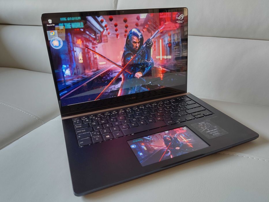 ultrabook Asus zenbook ,i7-,SSD 512 gb, Dual display oled, ram 16 gb