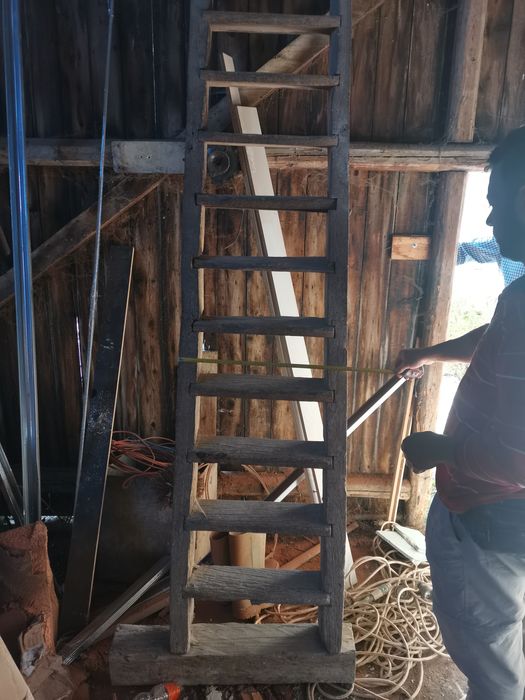 Scara lemn masiv veche stejar